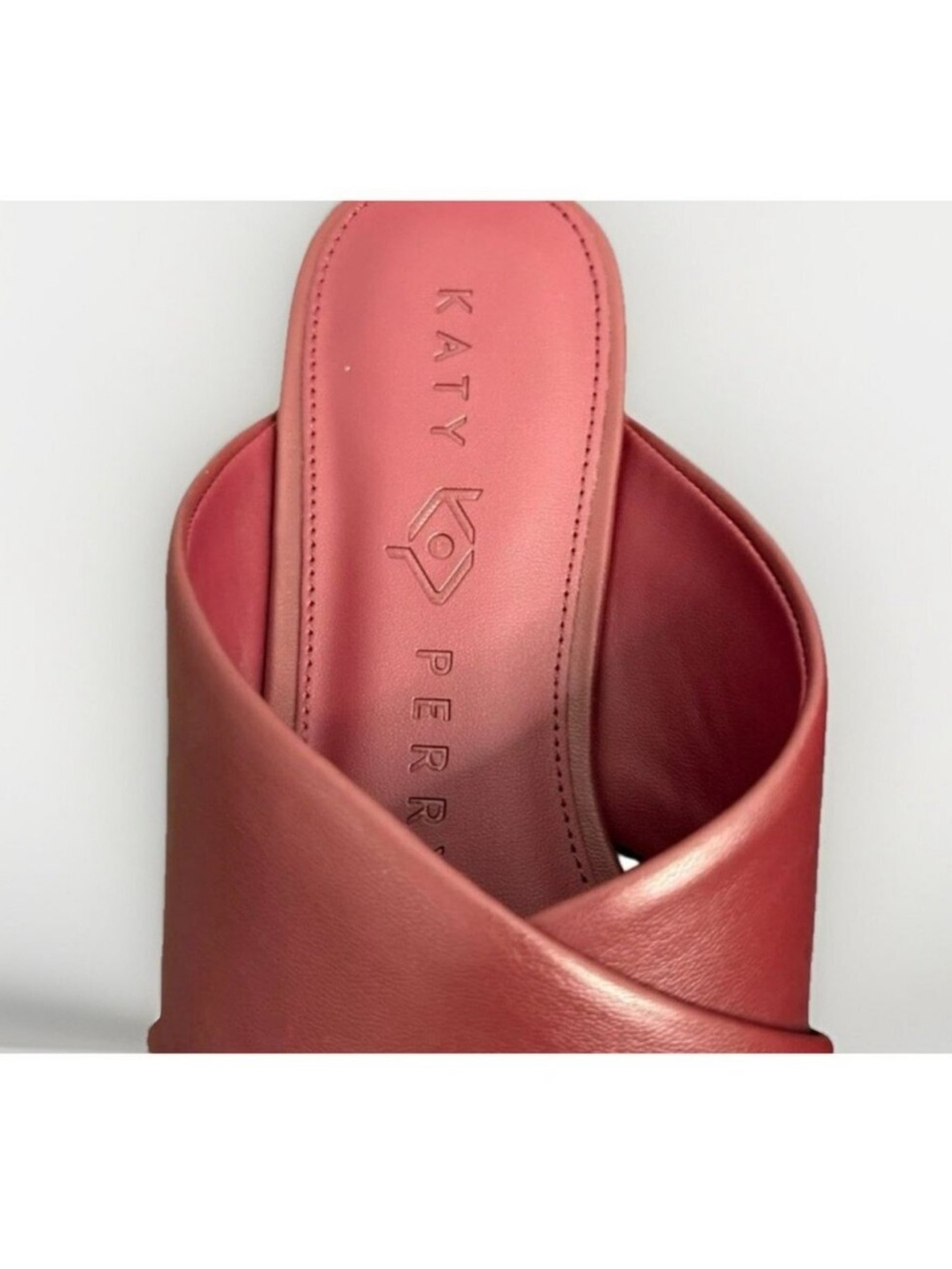 Katy Perry The Checked In Slide Sandal Softy Nappa Cranberry 8.5 NIB - Picture 4 of 7